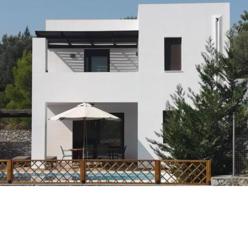 3 Bed Villa In Lardos Village