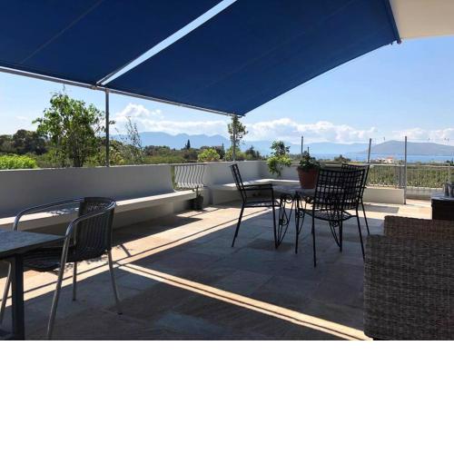 3 bedroom apartment, balcony, great view, full AC