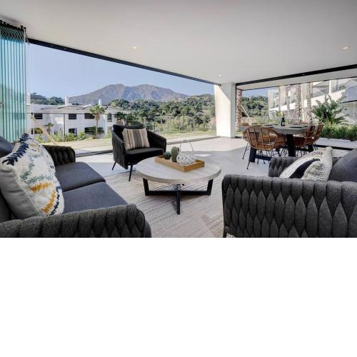 3 Bedroom Ground Floor Apartment @ Estepona Hills!