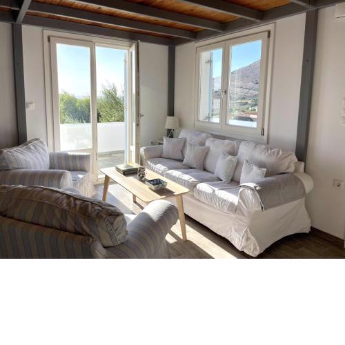3 bedroom house with paradise view of the Aegean