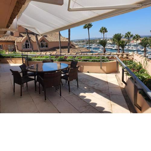 3 bedroom Penthouse in Sotogrande Puerto Deportivo