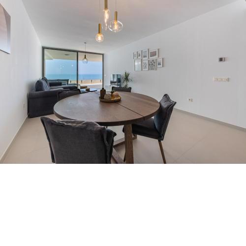3 Bedroom sea view Stupa Hills