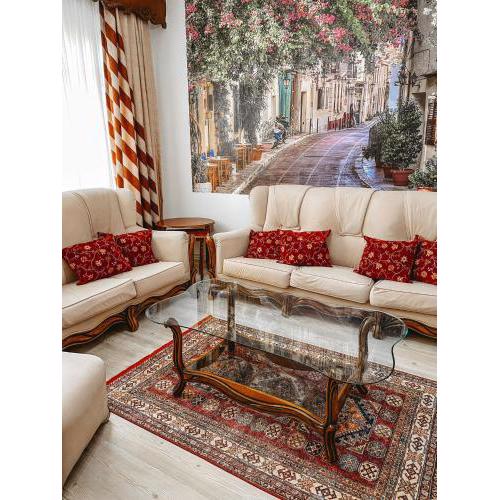 3 bedroom traditional family flat