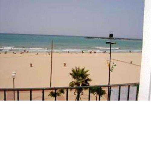 3 bedrooms appartement at Barbate 100 m away from the beach with sea view and furnished terrace
