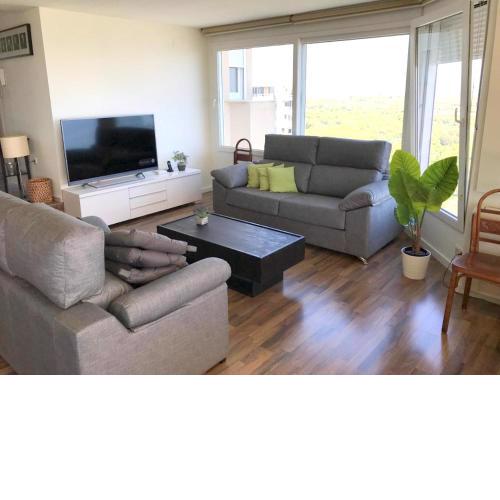 3 bedrooms appartement at Valencia 100 m away from the beach with sea view shared pool and wifi