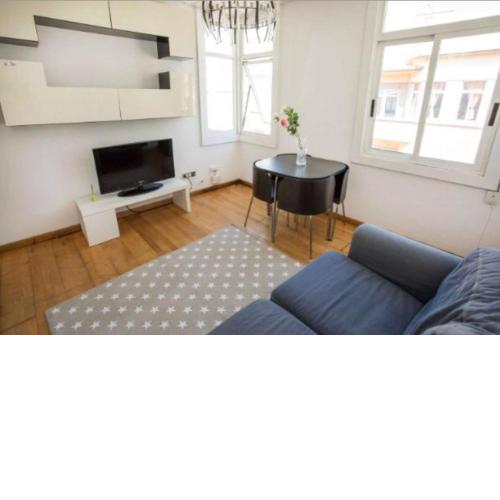 3 bedrooms appartement with jacuzzi and wifi at A Coruna 3 km away from the beach