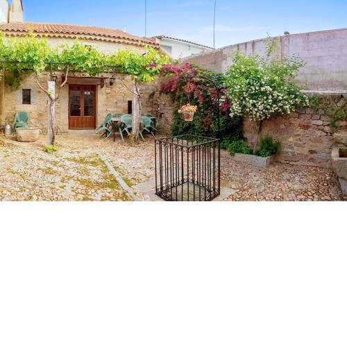 3 bedrooms house with enclosed garden and wifi at Anora