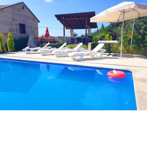 3 bedrooms house with private pool jacuzzi and enclosed garden at Pontevedra