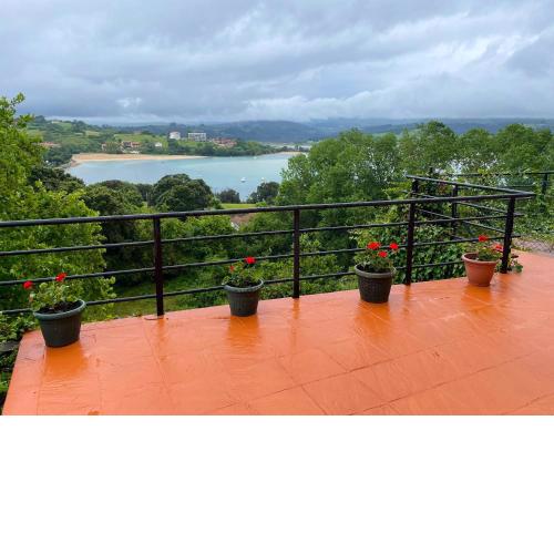 3 bedrooms house with sea view and enclosed garden at San Vicente de la Barquera