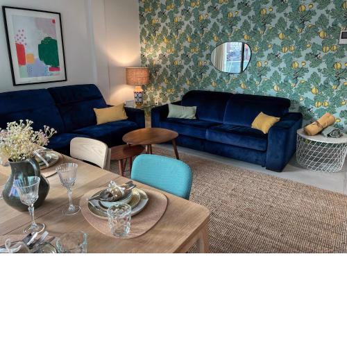 3 bedrooms, spacious apartment 60 m from the beach