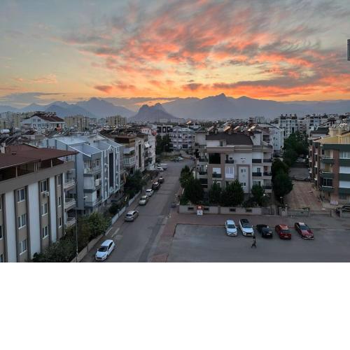 3+1 Furnished apartment close to Konyaaltı beach