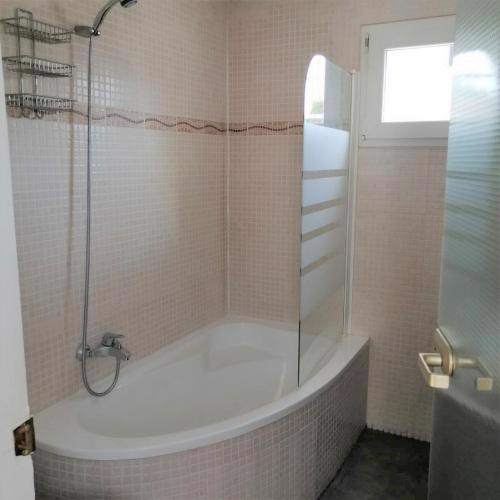 389-villa de standing con piscina privada