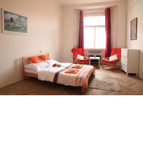 3BDR APT- Old Town Jewish Quarter