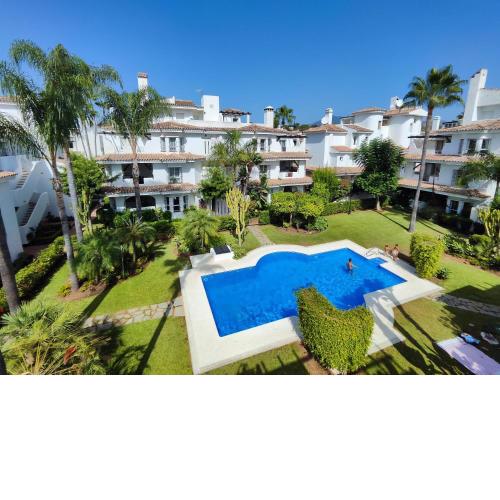 3BDR Duplex Penthouse Los Naranjos de Marbella