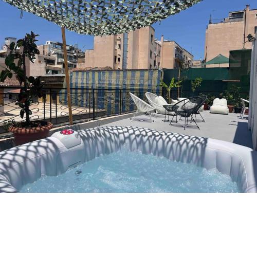 3BDR IDEAL CENTRAL ATHENIAN APT