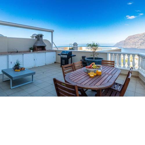 3Bed Ocean and Mountain View Apt by Dream Homes Tenerife