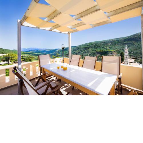4-bedroom Topolia House