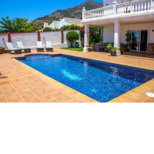 4 bedroom villa Mijas Pueblo with pool & BBQ