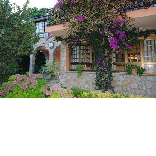 4 bedrooms chalet at San Vicente del Grove 300 m away from the beach with sea view enclosed garden and wifi