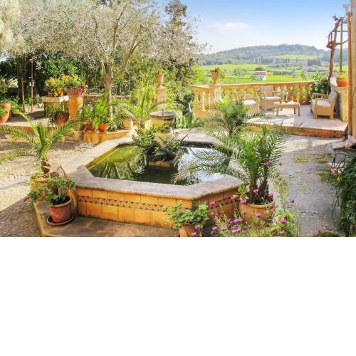 4 bedrooms house with enclosed garden and wifi at Muro 5 km away from the beach