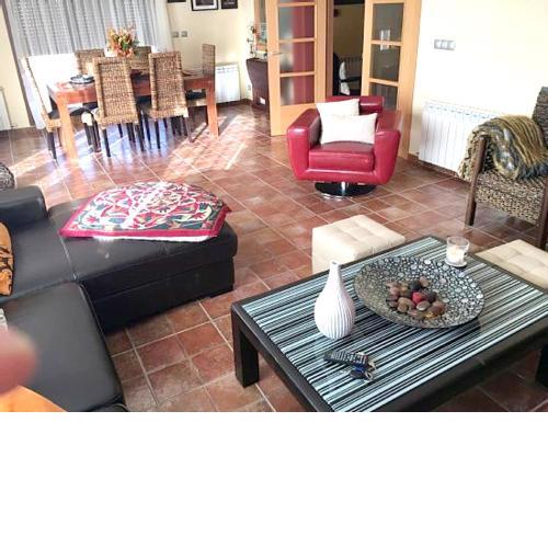 4 bedrooms house with furnished terrace at Quintanilla del Agua
