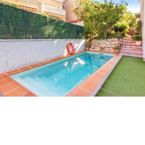 4 bedrooms villa at Torredembarra 160 m away from the beach with sea view private pool and enclosed garden