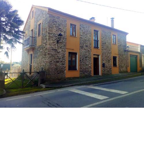4 bedrooms villa with private pool enclosed garden and wifi at Empalme de Vilar