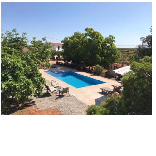 4 bedrooms villa with private pool terrace and wifi at Juncosa Vall d'Alba