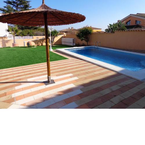 4 bedrooms villa with sea view private pool and enclosed garden at Benifayo