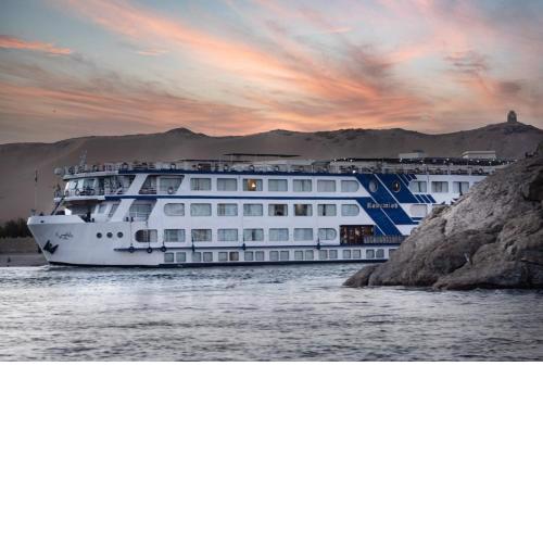 4 Days / 3 Nights Nile cruise trip from Aswan to Luxor including Abu Simbel Temples Visit