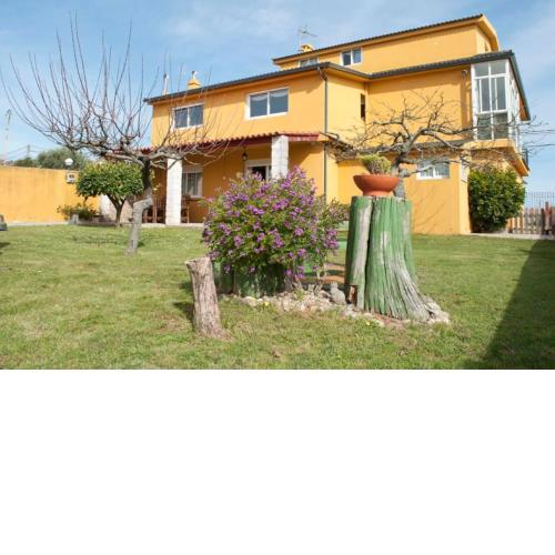 4 habitaciones, jardín y vistas al mar