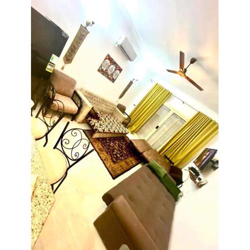 شاليه غرفة واحدة ارضي بجنينة مارينا 4عائلات فقط Marina 4 Single bed room ground chalet with garden families only