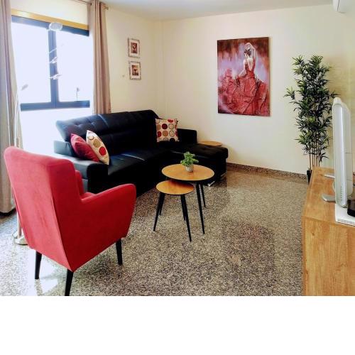 50 Meters to Beach! AC - Wifi -Near City Center