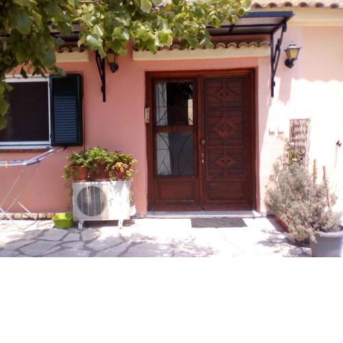 56s.m comftorable studio,airport area
