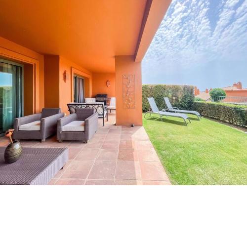 6849 - Luxury Apartment Marbella