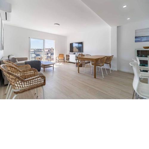 72-Modern Apartment in the Heart of Fuengirola!