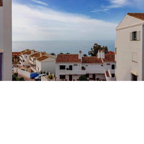797 Holiday Rentals- Estudio Benalmadena cerca de la Playa y Puerto Marina