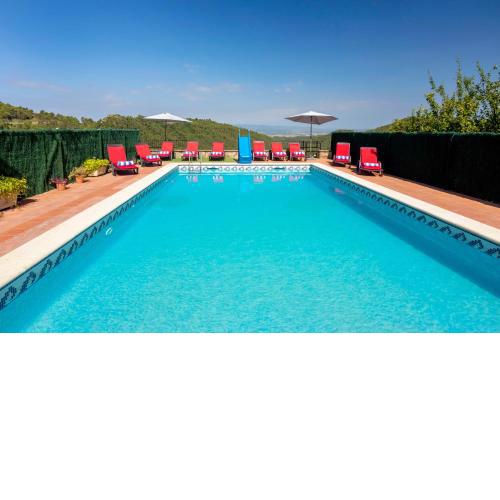 8 to 10 Sleeps Private Pool Villa & BBQ Near Barcelona