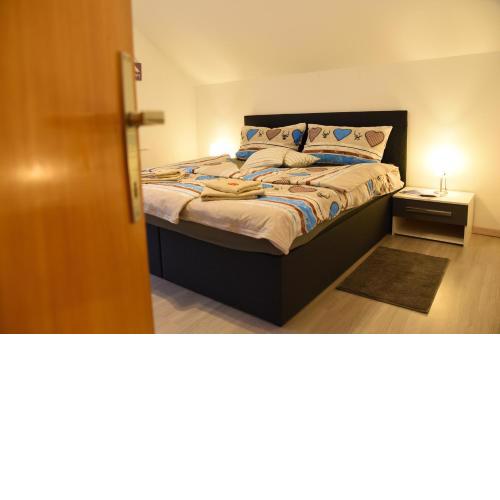 80 m2 Haushälfte, 3 Zimmer, Parkplätze, bis 6 Pers