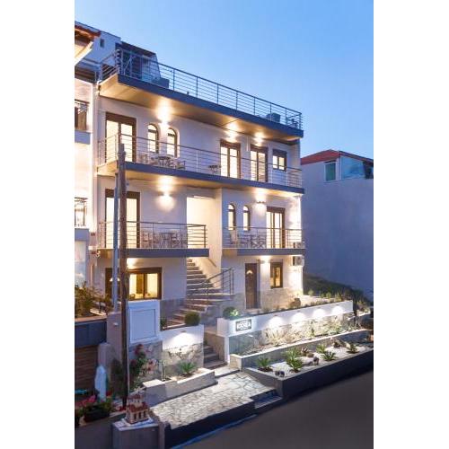 9 Luxury Rooms
