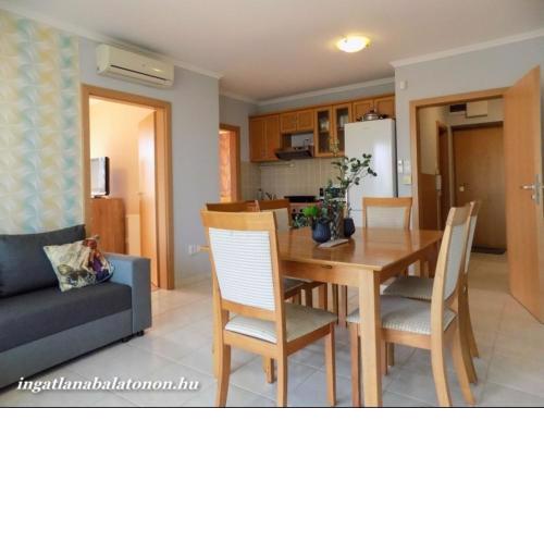 937-Első emeleti klímás, 2 hálószobás apartman