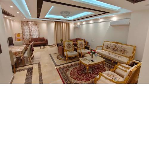 شقه فندقيه في المهندسين