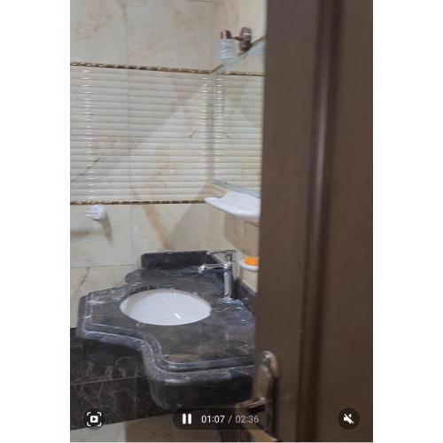 شقه مفروشه