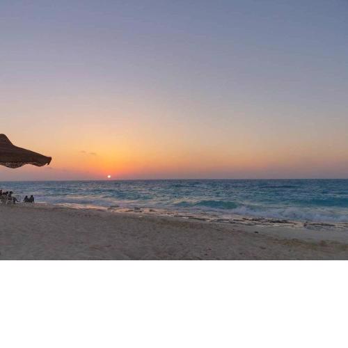 شالية يري البحر بقرية البوسيت السياحية بالمعلمين الساحل الشمالي قبل مرينا