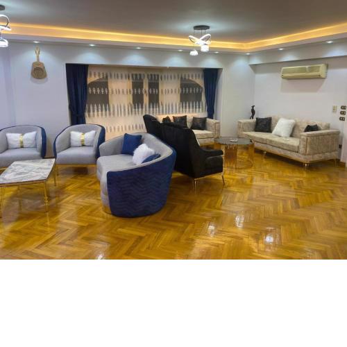 شقق سكنيه فندقيه مودرن علي النيل