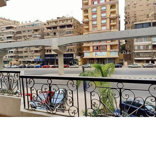 شقة مفروشة للإيجار في مدينة نصر اخر عباس العقاد