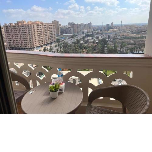 شقة فاخرة في كمبوند ميامى جراند بلازا الإسكندرية