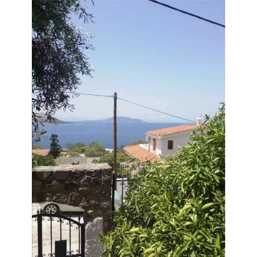 Αίγινα εξοχική κατοικία