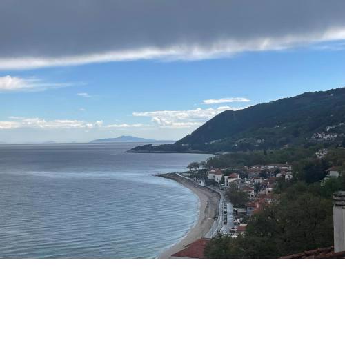 Εξοχικό με μαγευτική θέα στον Άγιο Ιωάννη Πηλίου