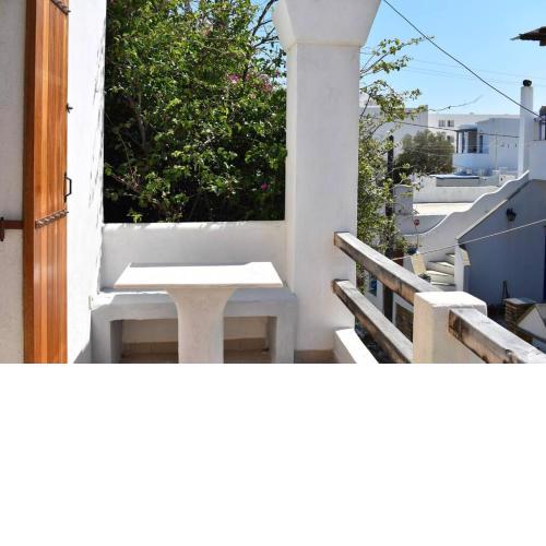 Κυκλαδίτικο Διαμέρισμα στα Κιόνια